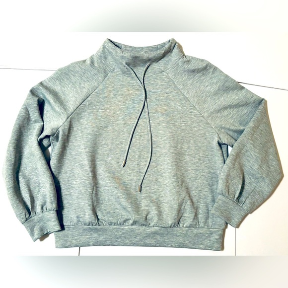 automet Tops - AUTOMET Large Women’s Sweatshirt Cropped Pullover With Drawstrings, Buttery SOFT
